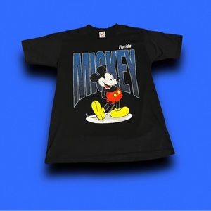 Vintage Mickey disney shirt
